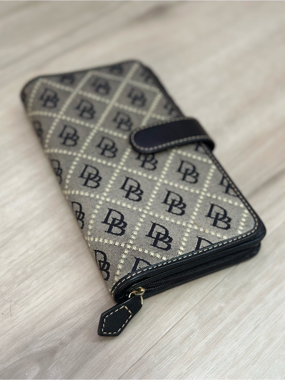 Vintage Dooney & Bourke DB Monogram Jacquard Continental Wallet Y2K